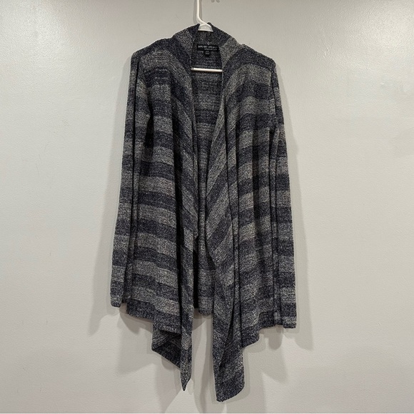 BAREFOOT DREAMS Bamboo Chic Lite Striped Sweater Top Size Small Medium - Picture 1 of 8